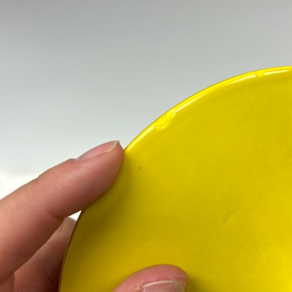 - Vintage hand-painted floral 2D design ceramic made in Japan cookie jar - Picture 12 of 13